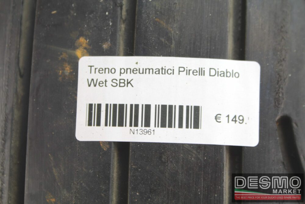 Treno pneumatici Pirelli Diablo Wet SBK