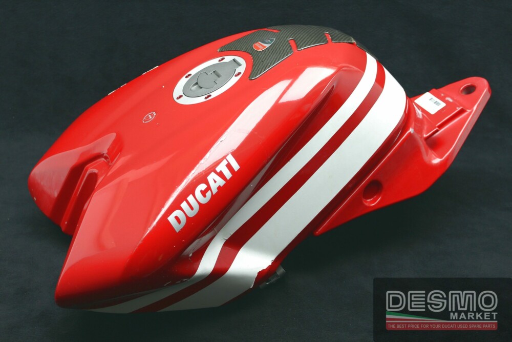 Red fuel tank Ducati 848 1098