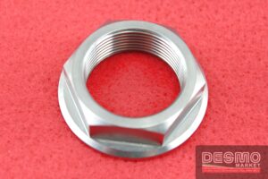 Dado titanio NCR esagonale flangiato M30 Passo 1,5 Ducati 749 999