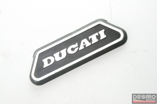 scritta plastica Ducati indiana