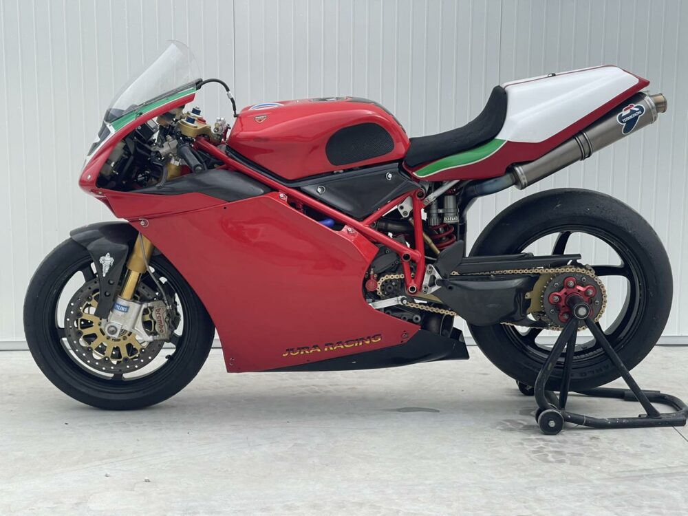 Ducati 996rs anno 2000 assemblato con pezzi originali Ducati Corse