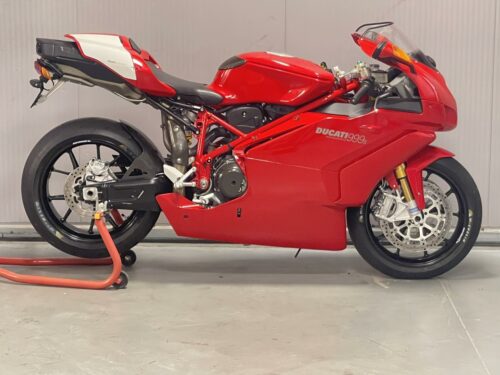 Ducati 999s anno 2005 monoposto a libretto 8000km