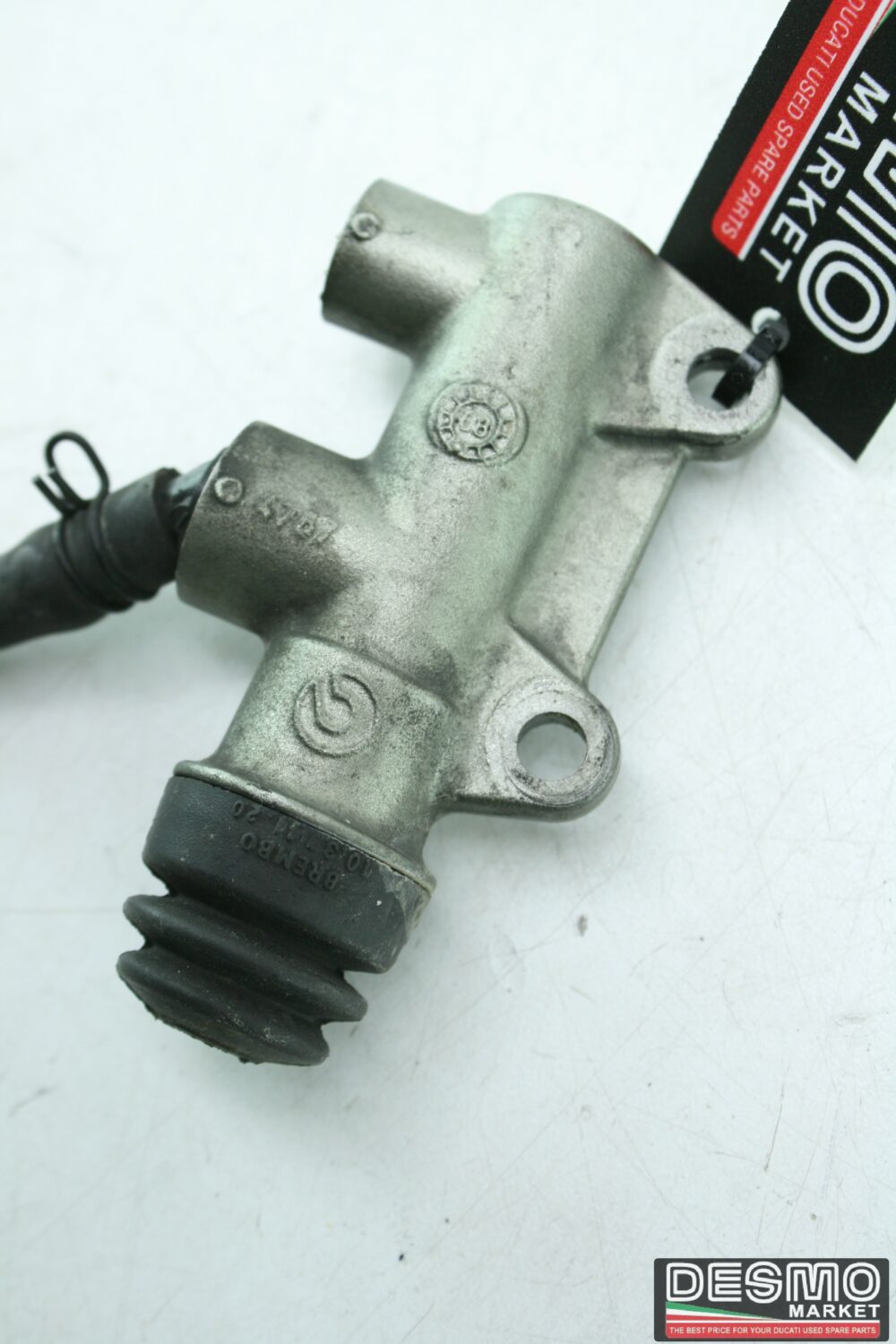 rear brake master cylinder Ducati 848 848 1098 1198 - Image 3