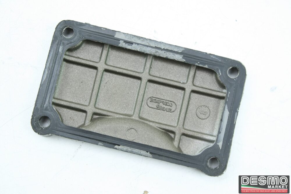 Intake valve inspection cover Ducati 748 916 - Image 2