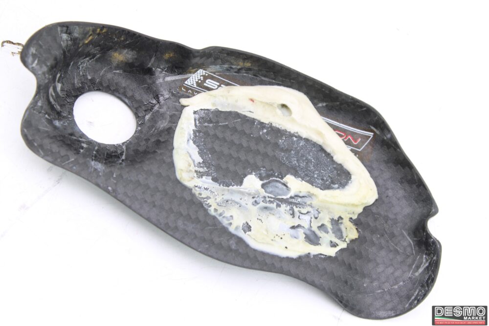 Carbon clutch cover protection Ducati 996 999 1098 - Image 2