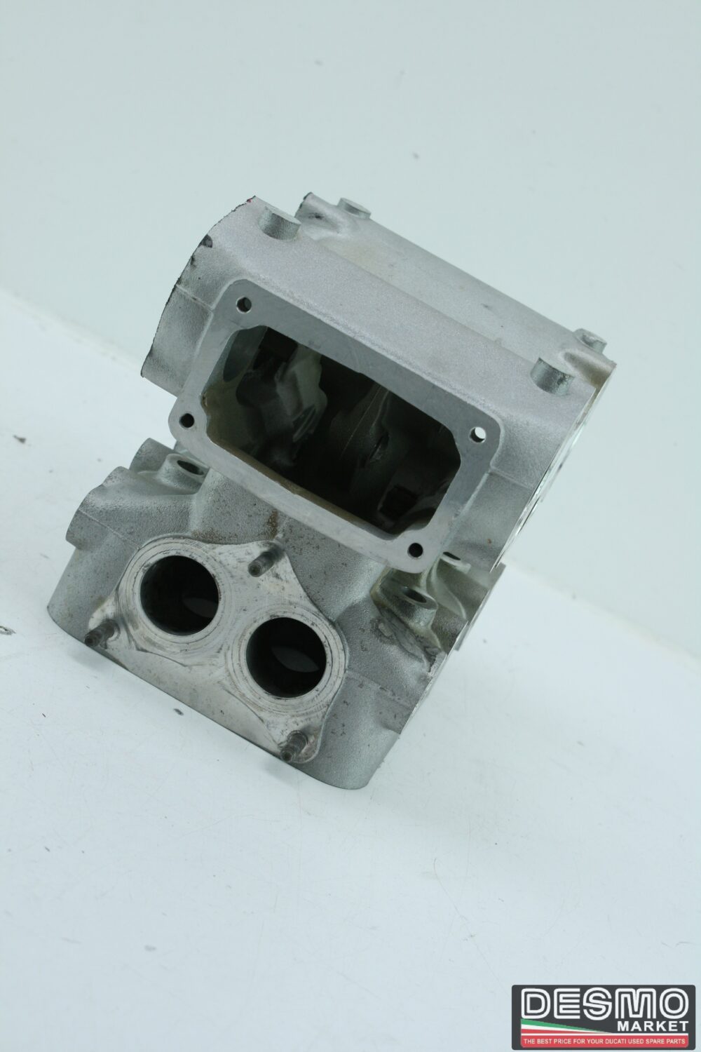 Ducati 996 996S 996 SPS 2000 9L engine cylinder head - Image 2